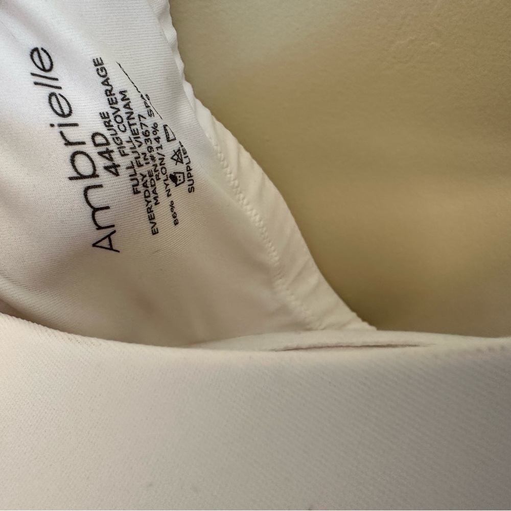Bra - Picture 2 of 2